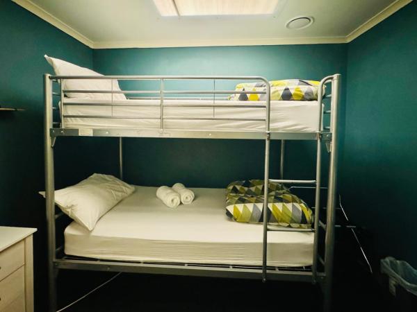 Rotorua Downtown Backpackers : photo 3 de la chambre chambre lits jumeaux