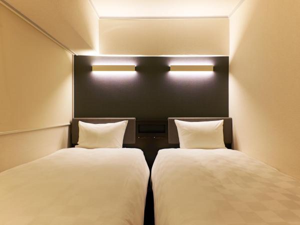 Hotel Consort Shin-Osaka : photo 2 de la chambre chambre triple - non-fumeurs