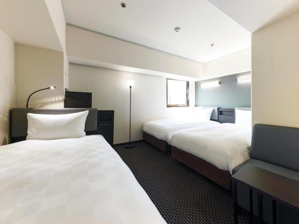 Hotel Consort Shin-Osaka : photo 1 de la chambre chambre triple - non-fumeurs
