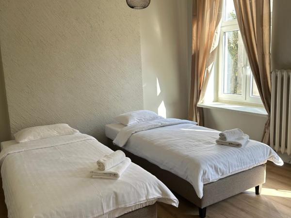 Hotelik Relax : photo 1 de la chambre chambre double avec salle de bains commune