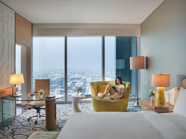 Sofitel Dubai Downtown : photo 5 de la chambre chambre lit king-size de luxe - vue sur littoral 