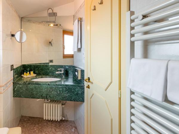 B&B Hotel Firenze Pitti Palace al Ponte Vecchio : photo 7 de la chambre suite