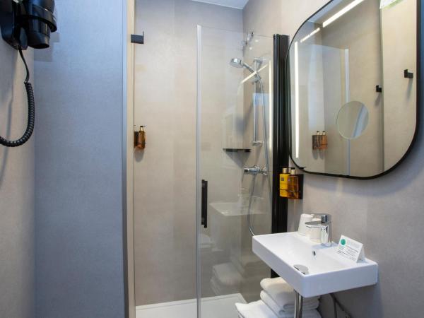 Casual del Cine Valencia : photo 8 de la chambre chambre lits jumeaux Économique intérieure