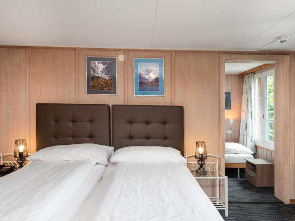 Jungfrau Lodge, Swiss Mountain Hotel : photo 6 de la chambre chambre triple avec salle de bains privative - vue sur montagne