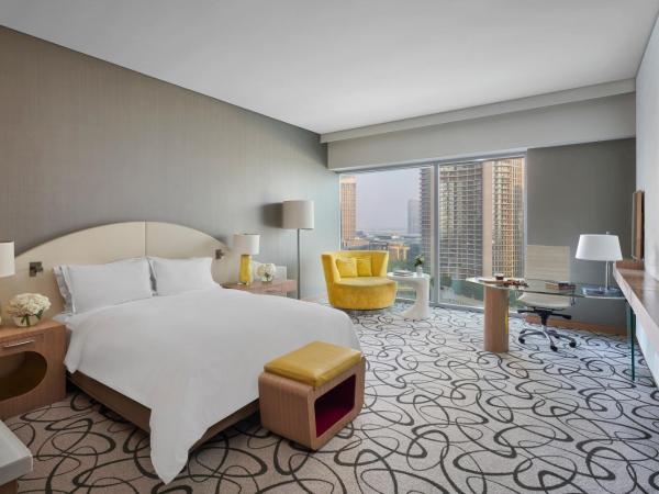 Sofitel Dubai Downtown : photo 1 de la chambre chambre lit king-size de luxe - vue sur burj khalifa