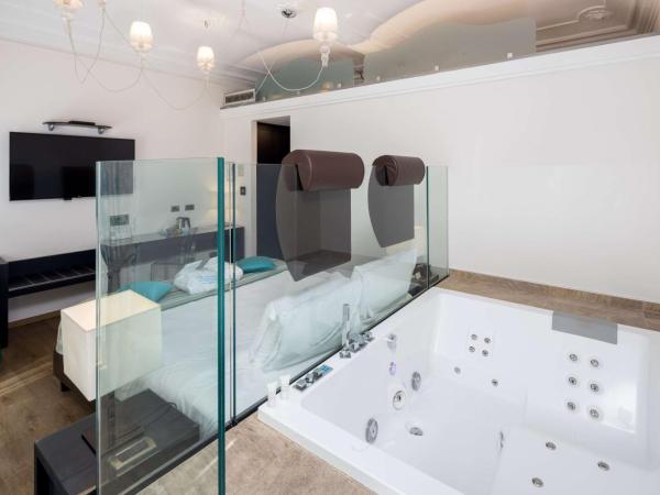 Best Western Plus Hotel Genova : photo 9 de la chambre chambre classique avec 1 lit queen-size et des lits jumeaux