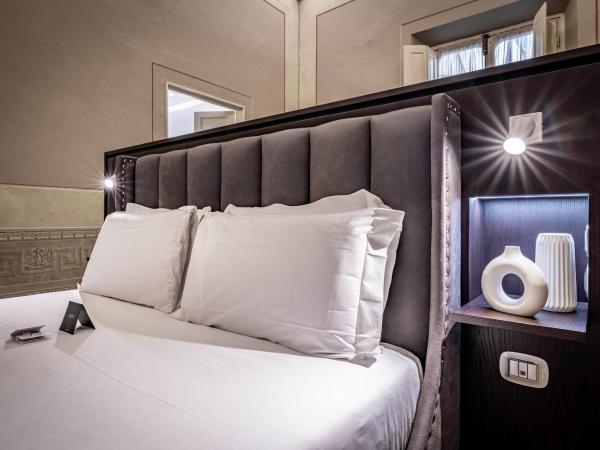 Rivalta Hotel - Alfieri Collezione : photo 9 de la chambre chambre lit king-size supérieure