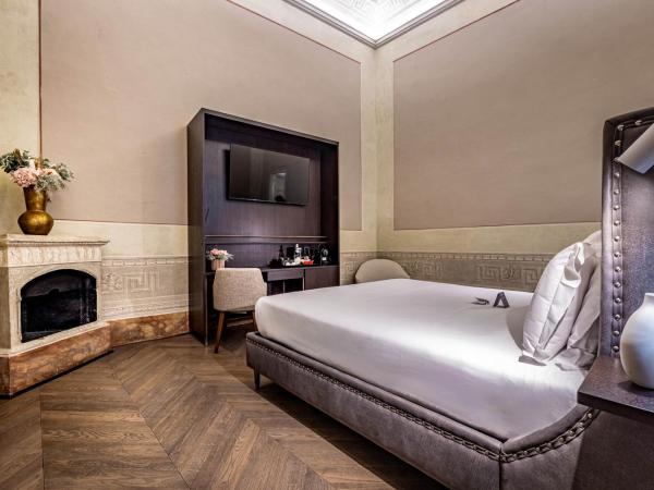 Rivalta Hotel - Alfieri Collezione : photo 6 de la chambre chambre lit king-size supérieure