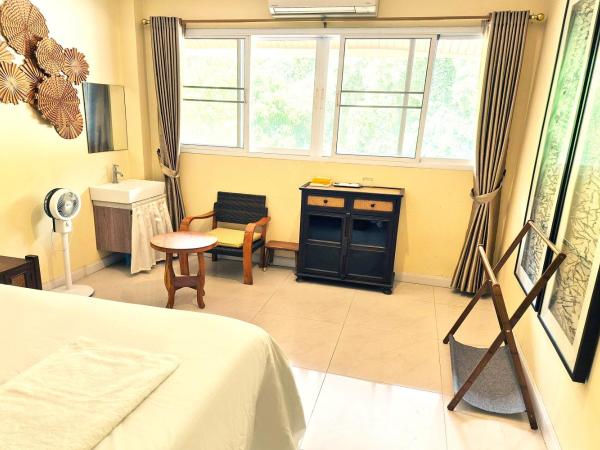 Thai Good Arts Resort : photo 6 de la chambre chambre lit queen-size