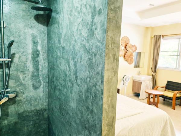 Thai Good Arts Resort : photo 3 de la chambre chambre lit queen-size