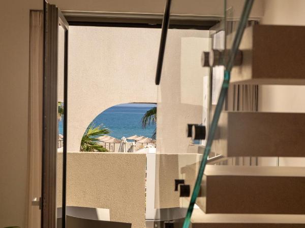 Iperion Beach Hotel : photo 9 de la chambre chalet supérieur