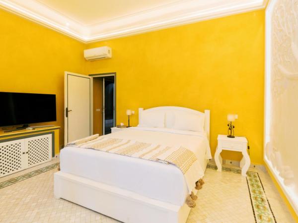 Riad Albakech boutique & spa : photo 4 de la chambre chambre double - vue sur piscine