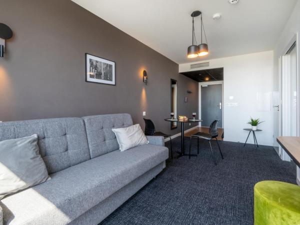 Nemea Appart Hotel Nice Arenas Aéroport : photo 7 de la chambre appartement