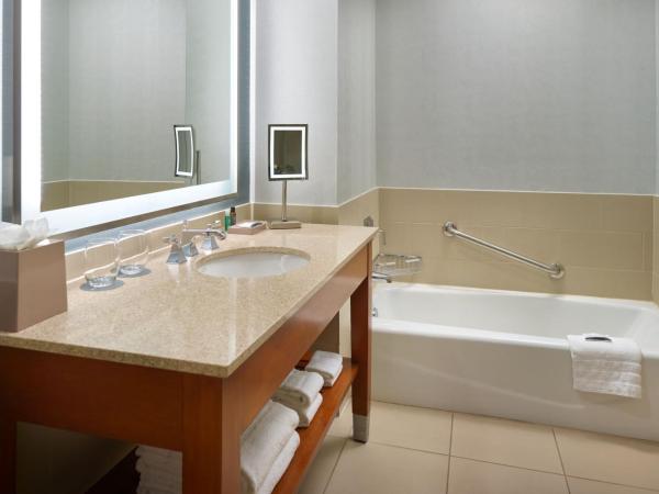 The Westin Memphis Beale Street : photo 2 de la chambre chambre traditionnelle avec 1 lit king-size