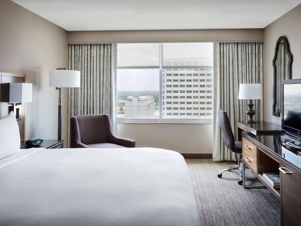 New Orleans Marriott : photo 1 de la chambre chambre lit king-size - vue sur ville