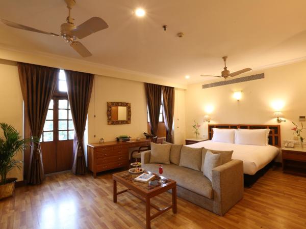 Ambassador, New Delhi - IHCL SeleQtions : photo 2 de la chambre suite double deluxe avec transfert aller simple, petit-déjeuner - 15 % de réduction sur nourriture et boissons sans alcool, happy hours (1 acheté, 1 offert) sur sélection de plats à l'insomnia