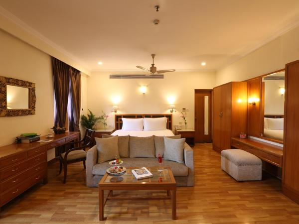 Ambassador, New Delhi - IHCL SeleQtions : photo 5 de la chambre suite double deluxe avec transfert aller simple, petit-déjeuner - 15 % de réduction sur nourriture et boissons sans alcool, happy hours (1 acheté, 1 offert) sur sélection de plats à l'insomnia