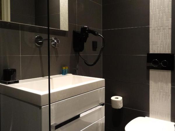 Sara's Boutique Hotel : photo 1 de la chambre petite chambre simple