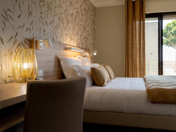 Hôtel La Ménado : photo 2 de la chambre chambre double ou lits jumeaux supérieure - vue sur mer