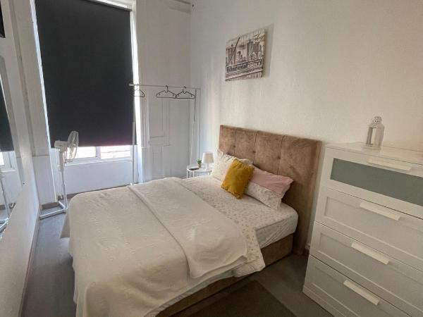 Guesthouse Franco : photo 2 de la chambre chambre double avec salle de bains privative