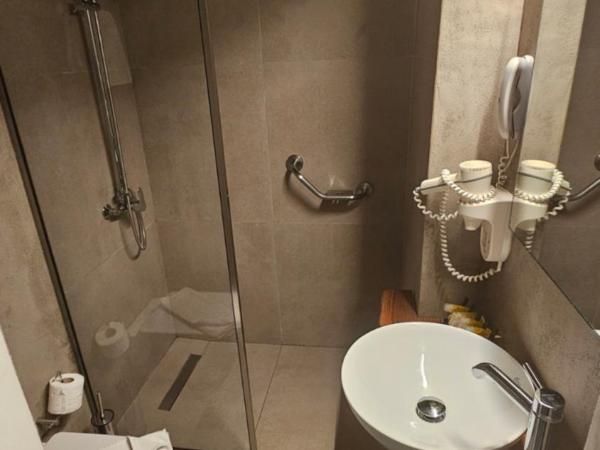 Atlantis Boutique City Hotel : photo 6 de la chambre chambre double ou lits jumeaux standard