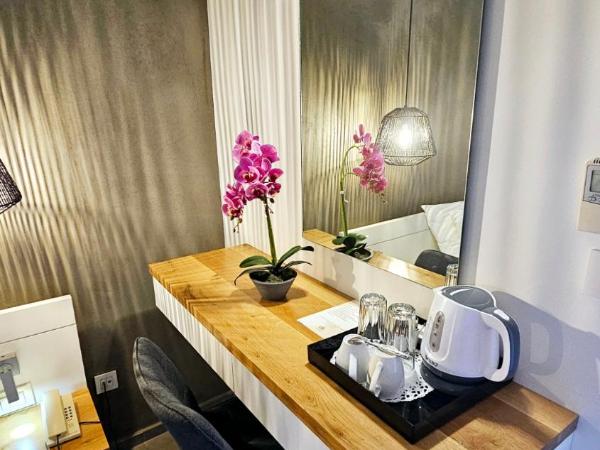 Atlantis Boutique City Hotel : photo 2 de la chambre chambre double ou lits jumeaux standard