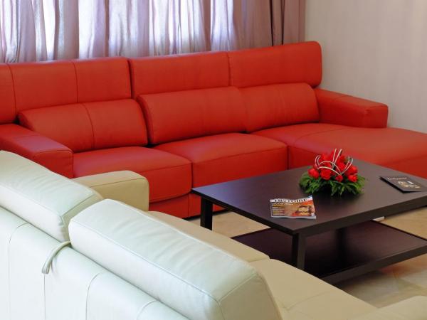 Appart Hôtel Mouna : photo 8 de la chambre appartement avec balcon