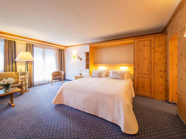 Hotel Europa St. Moritz : photo 1 de la chambre deluxe double with balcony and panorama view