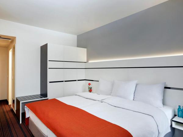HYPERION Hotel Hamburg : photo 3 de la chambre chambre double ou lits jumeaux confort 