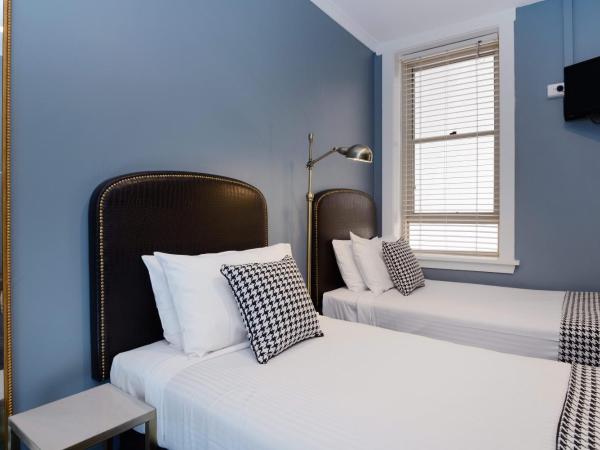 The Maisonette : photo 3 de la chambre chambre lits jumeaux avec salle de bains privative