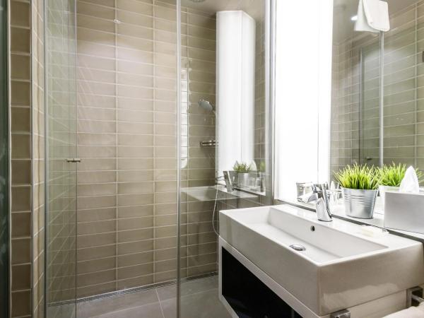 Hotel Moments Budapest by Continental Group : photo 5 de la chambre chambre supérieure d'angle