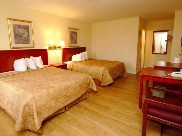 Niagara Lodge & Suites : photo 2 de la chambre chambre avec 2 grands lits queen-size 