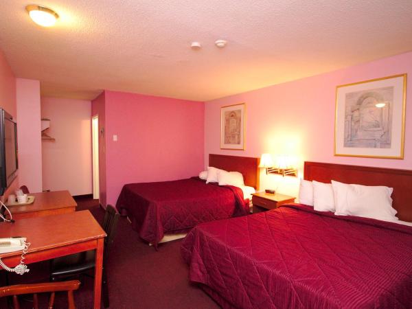 Niagara Lodge & Suites : photo 3 de la chambre chambre avec 2 grands lits queen-size 