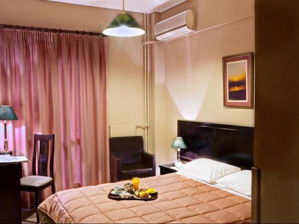 Nicola Hotel : photo 5 de la chambre chambre double