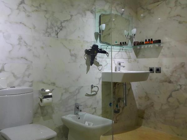 Appart Hôtel Mouna : photo 10 de la chambre appartement supérieur