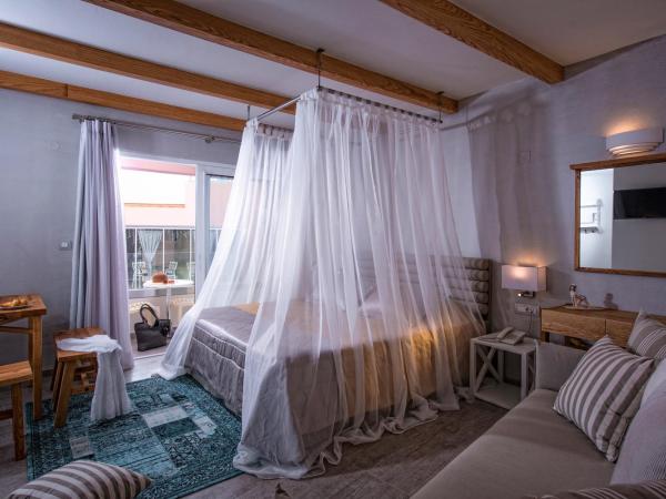 Omiros Boutique Hotel (Adults Only) : photo 3 de la chambre suite lit king-size classique