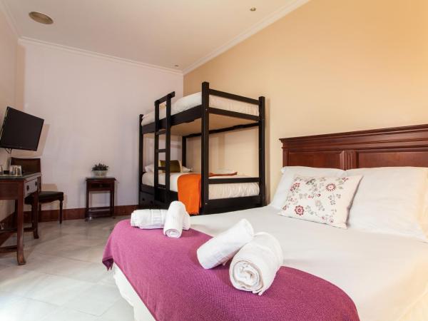 Hotel Baco : photo 4 de la chambre chambre quadruple familiale