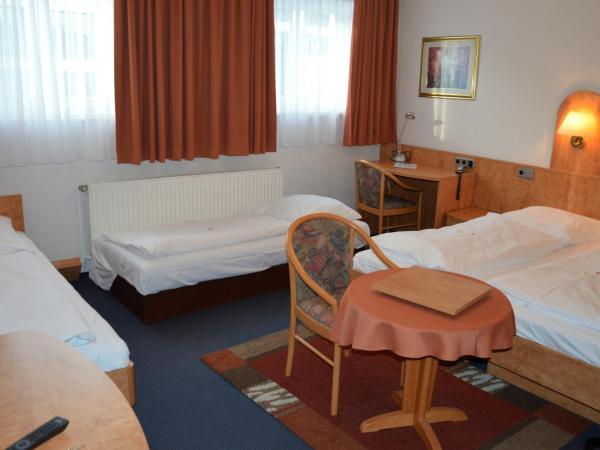 Steens Hotel : photo 7 de la chambre chambre quadruple