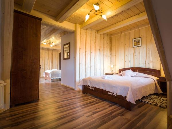 Magnat Inn & Sauna & Relax : photo 7 de la chambre chambre triple avec balcon