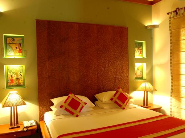 Vedic Village Spa Resort Kolkata : photo 2 de la chambre villa - vue sur lac