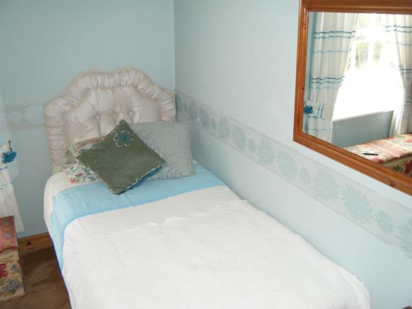 Church View B&B & Holiday Cottages : photo 3 de la chambre chambre triple