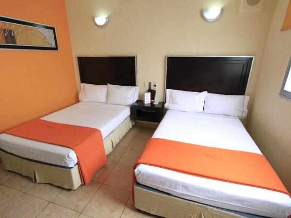 Hotel Estadio : photo 9 de la chambre chambre double avec 2 lits doubles