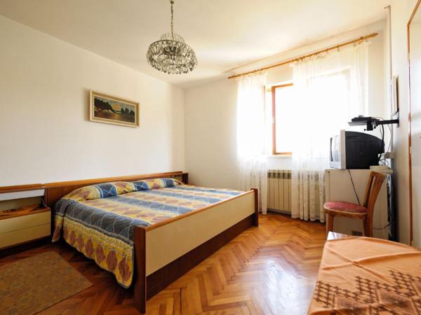 Guest House AB Adria Home : photo 1 de la chambre chambre double