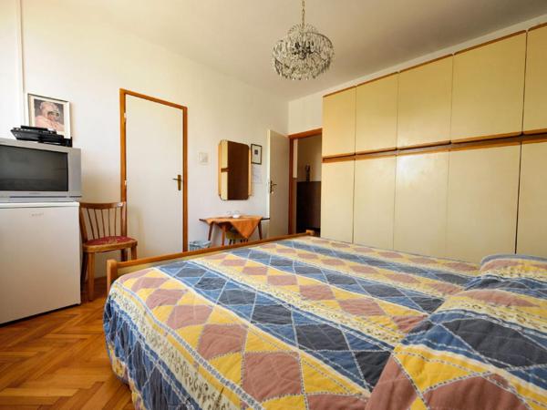 Guest House AB Adria Home : photo 2 de la chambre chambre double