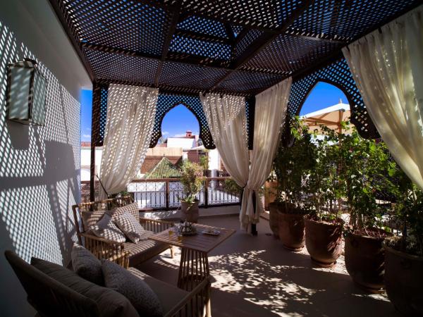 Riad Dar Alfarah : photo 2 de la chambre suite junior avec terrasse