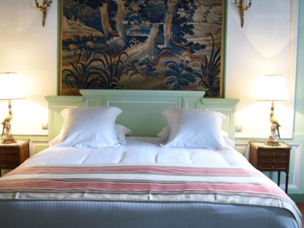 Château Hôtel de Warenghien : photo 6 de la chambre chambre double ou lits jumeaux de la baronne - 1