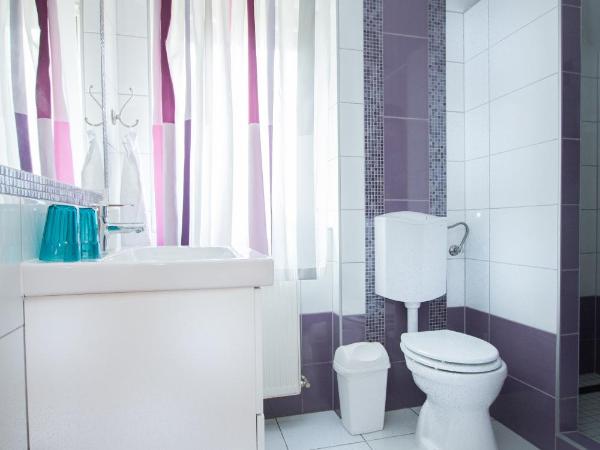 Szivárvány Panzió : photo 2 de la chambre chambre double ou lits jumeaux