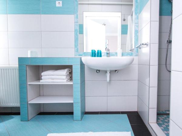 Szivárvány Panzió : photo 3 de la chambre chambre triple