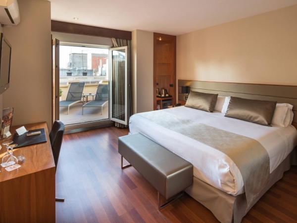 Catalonia Diagonal Centro : photo 3 de la chambre chambre double ou lits jumeaux supérieure avec terrasse