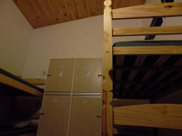 Albergue Rio Vermelho : photo 2 de la chambre lit simple dans dortoir pour hommes de 8 lits